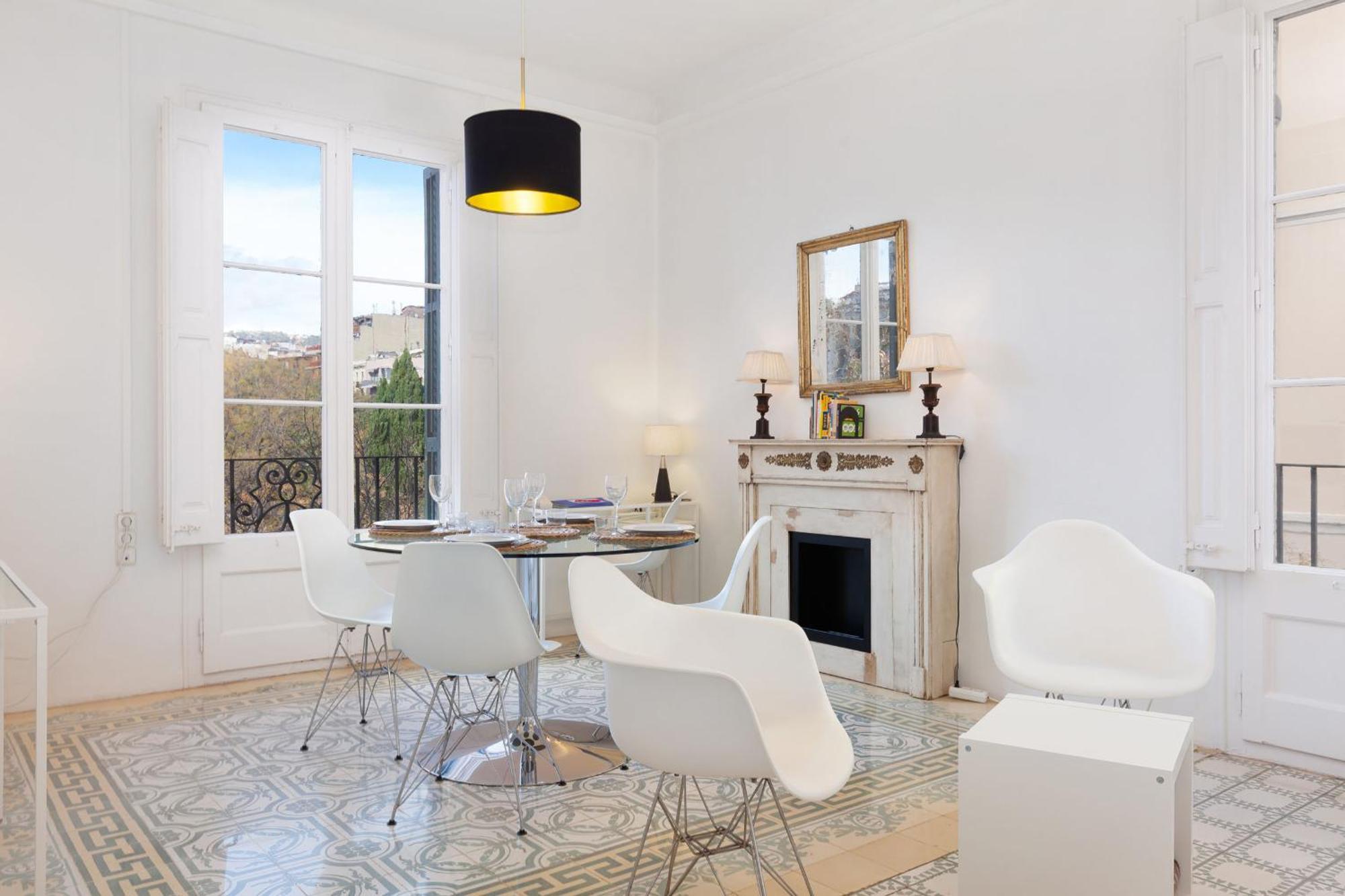 Apartment Scenario & Llum - Sagrada Familia